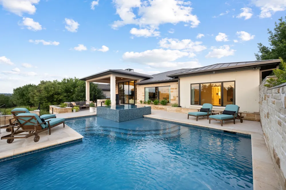 8312 Carranzo Drive Austin, TX 78735
