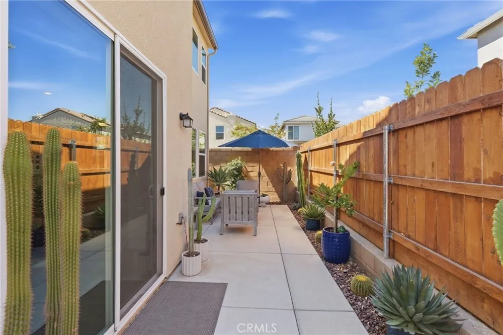 1123 Royalty W Madera, CA 93636