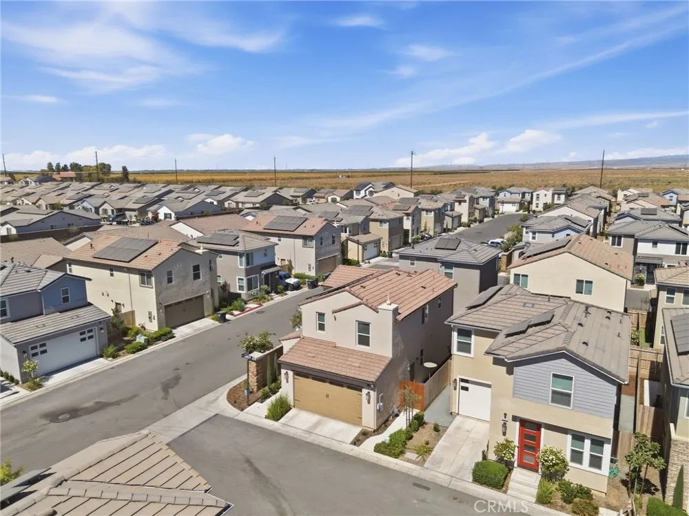 1123 Royalty W Madera, CA 93636