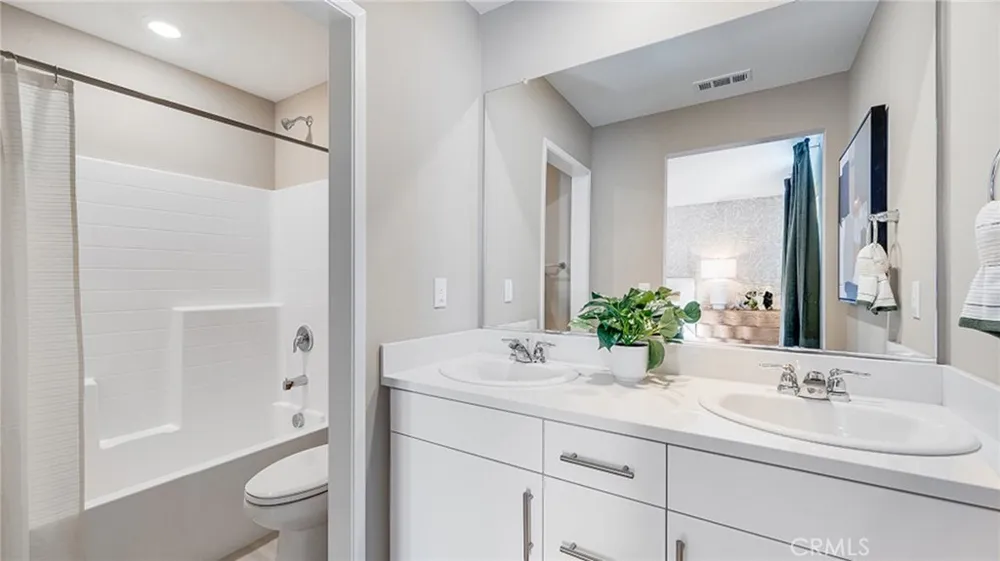 7532 Princeton Avenue Hesperia, CA 92345