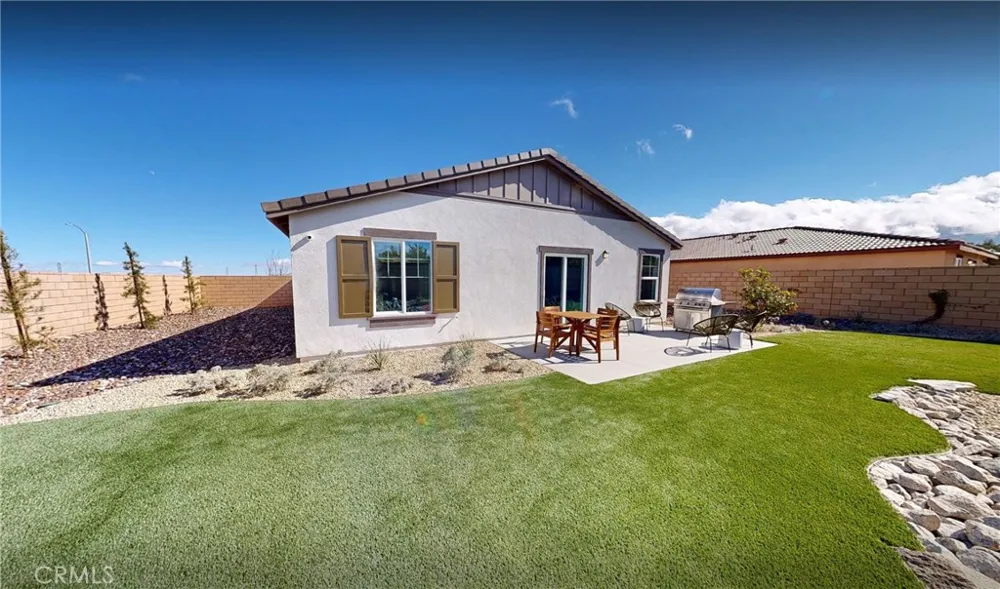 7532 Princeton Avenue Hesperia, CA 92345