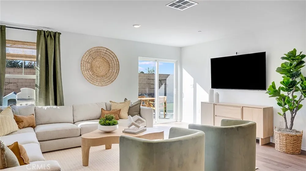 7532 Princeton Avenue Hesperia, CA 92345