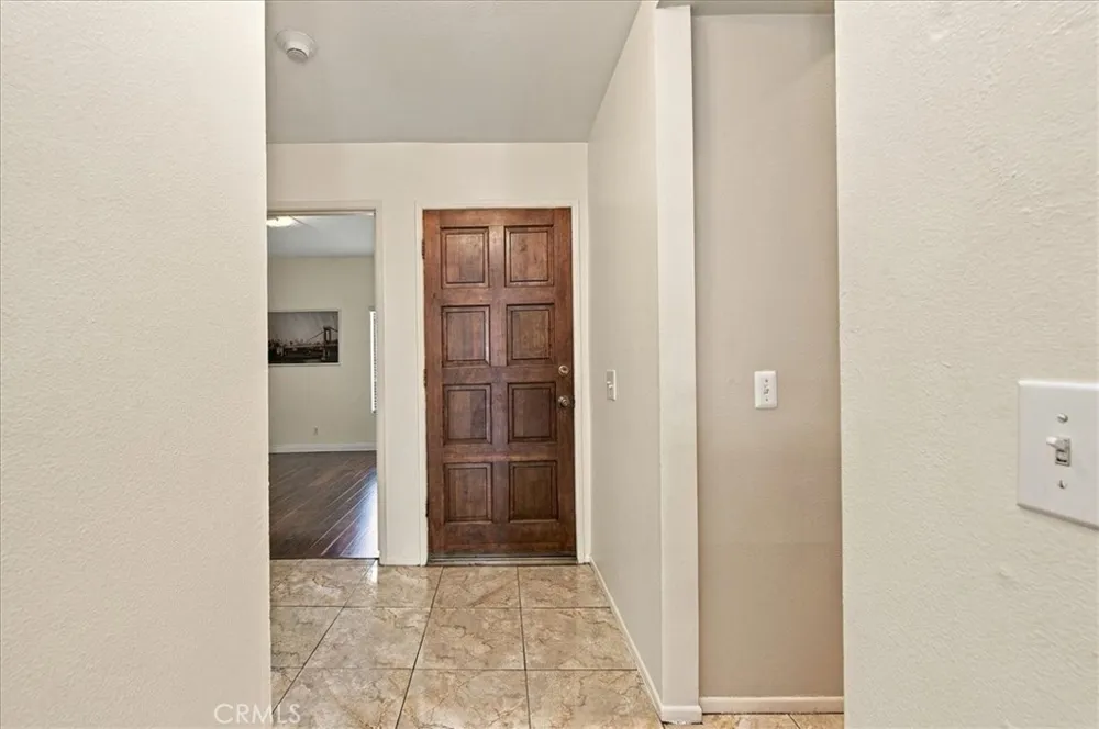 1310 E Orange Grove #102 Pasadena, CA 91104