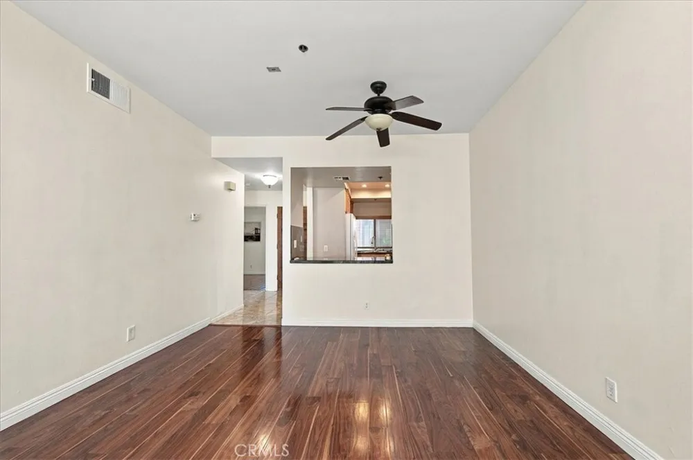 1310 E Orange Grove #102 Pasadena, CA 91104