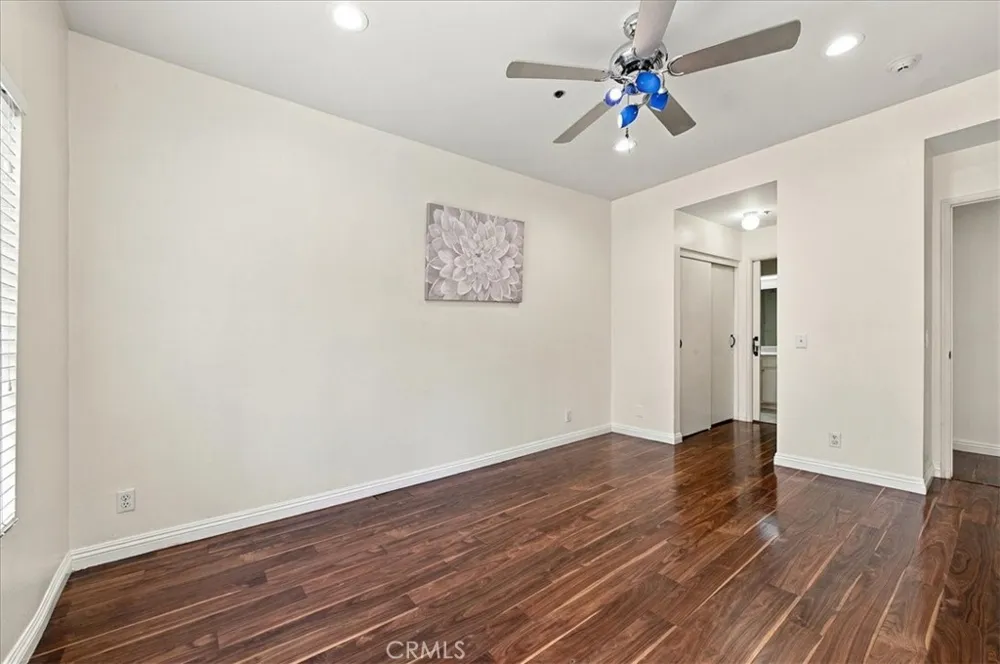 1310 E Orange Grove #102 Pasadena, CA 91104