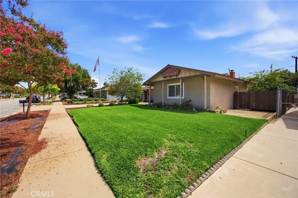 610 Ridgefield Claremont, CA 91711