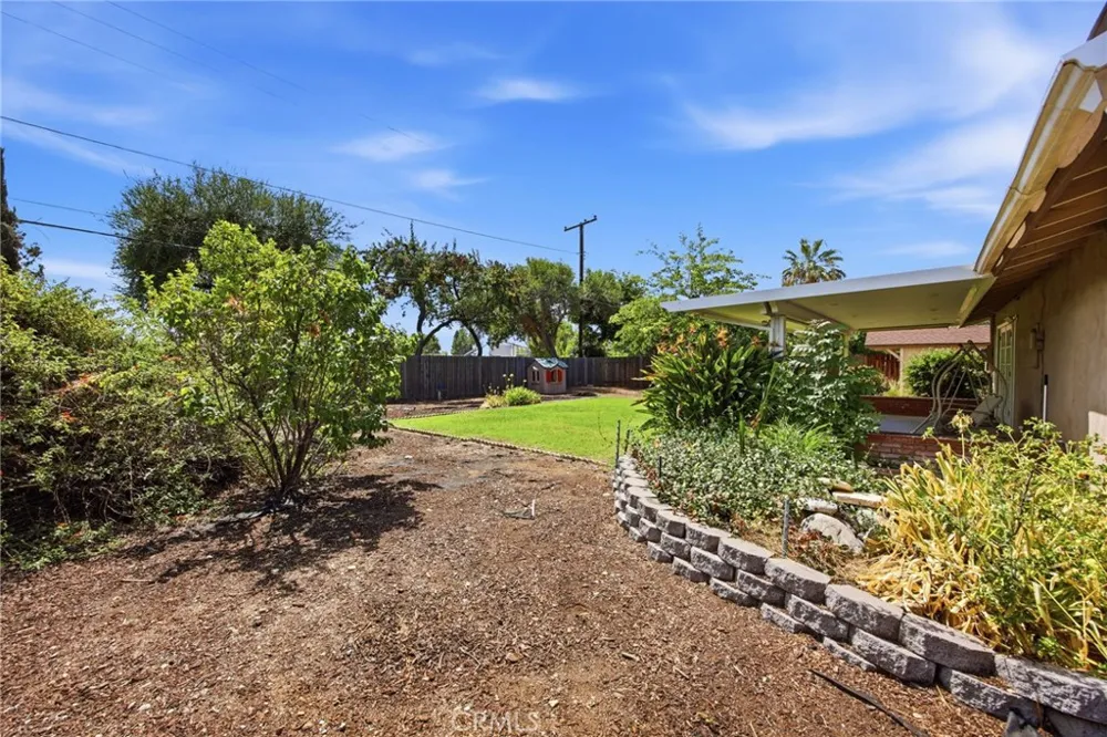 610 Ridgefield Claremont, CA 91711