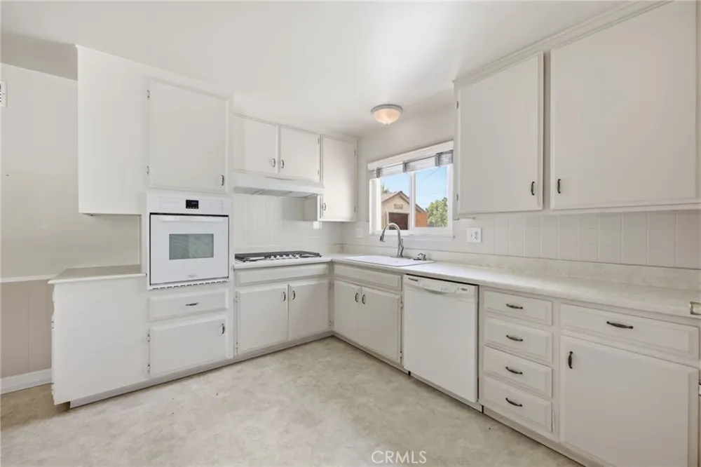 610 Ridgefield Claremont, CA 91711