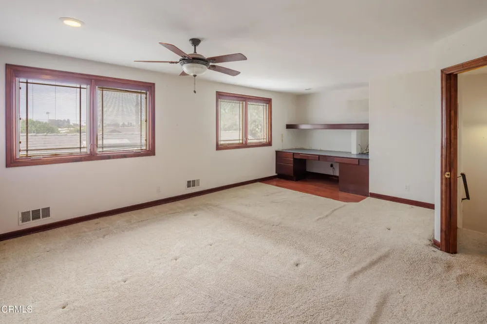 411 E Yucca Street Oxnard, CA 93033