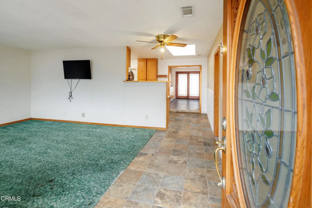 411 E Yucca Street Oxnard, CA 93033