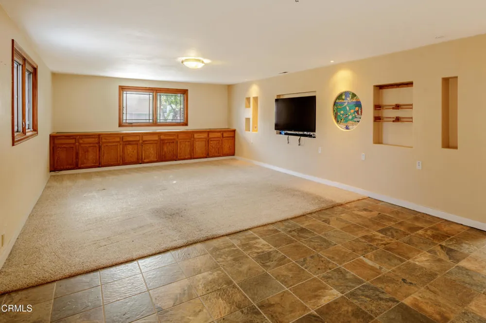411 E Yucca Street Oxnard, CA 93033