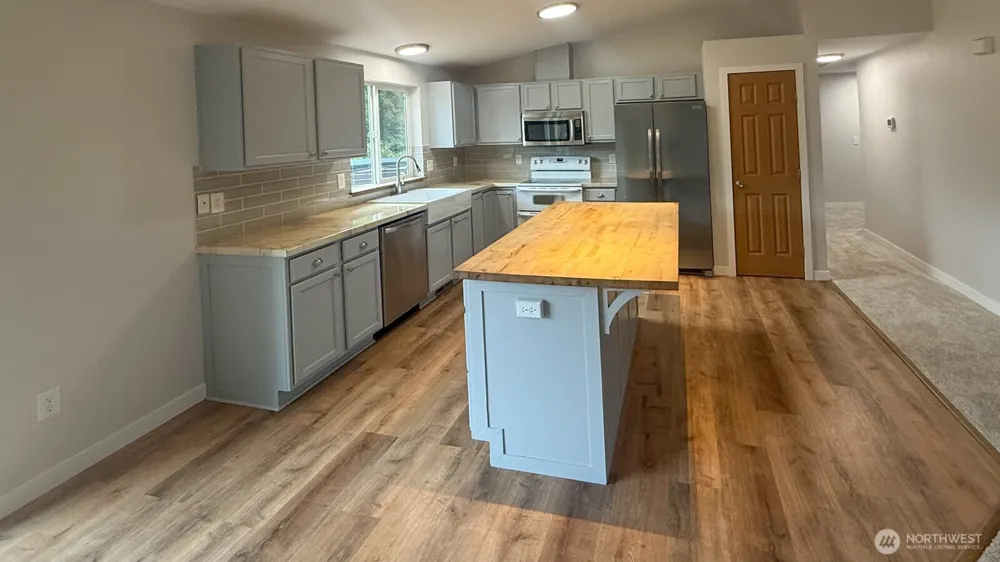 117 Chinook Lane Onalaska, WA 98570