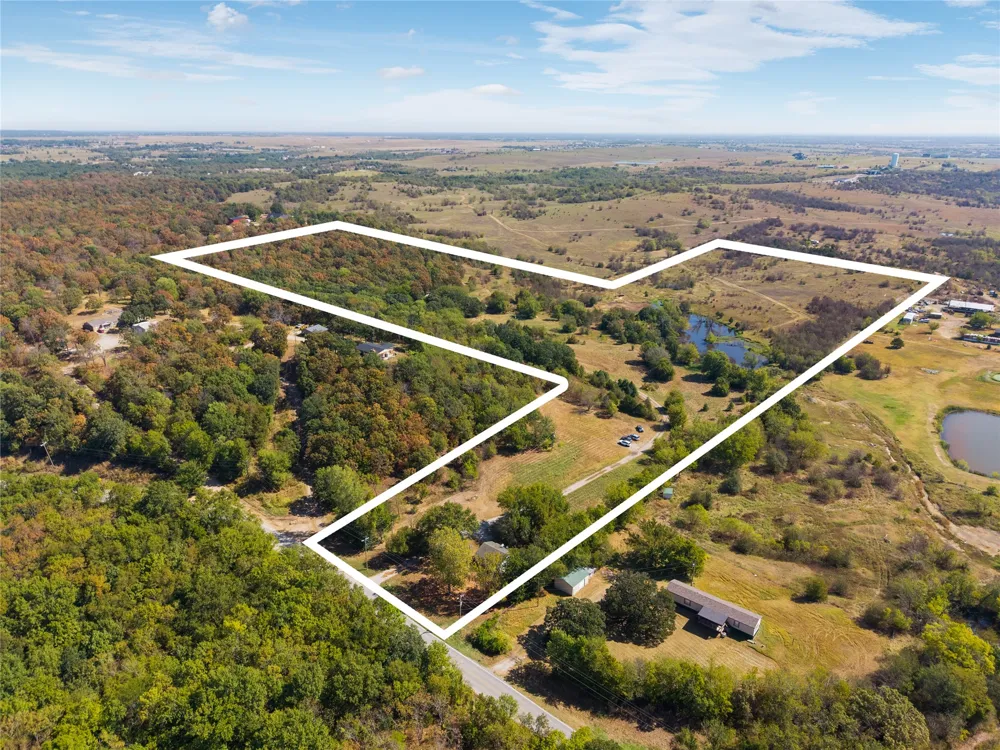 12817 Peoria Avenue Skiatook, OK 74070