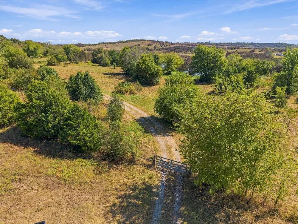 12817 Peoria Avenue Skiatook, OK 74070