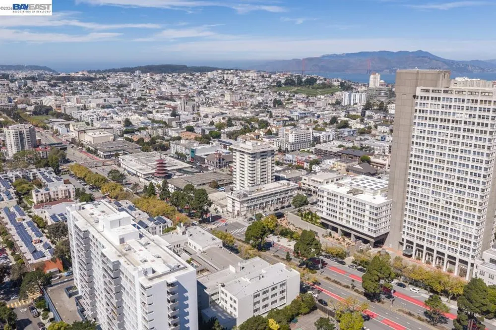 1200 Gough St #3A San Francisco, CA 94109