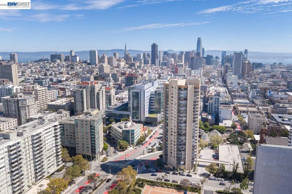 1200 Gough St #3A San Francisco, CA 94109