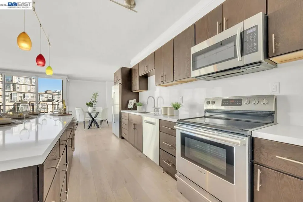 1200 Gough St #3A San Francisco, CA 94109