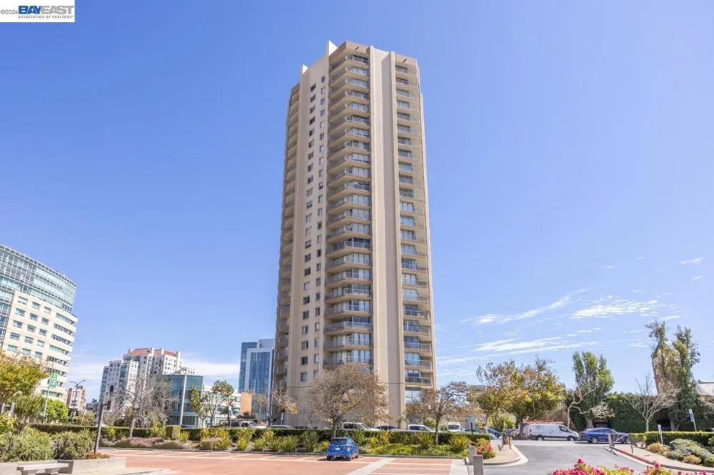 1200 Gough St #3A San Francisco, CA 94109