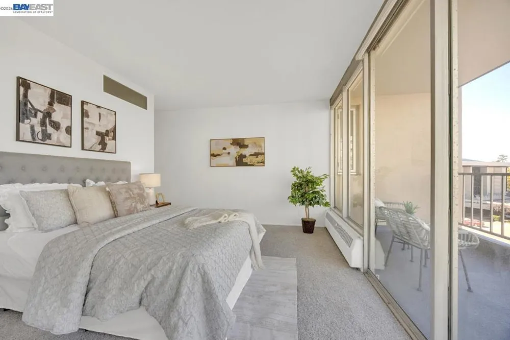 1200 Gough St #3A San Francisco, CA 94109