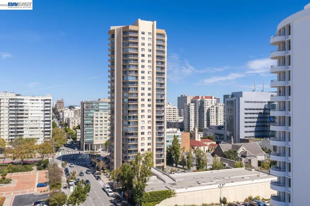 1200 Gough St #3A San Francisco, CA 94109