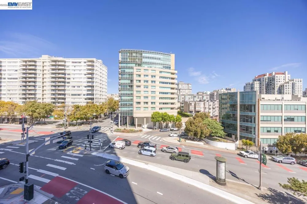 1200 Gough St #3A San Francisco, CA 94109