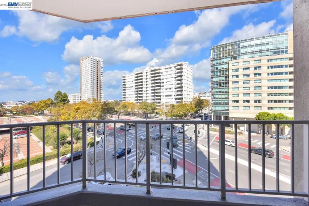 1200 Gough St #3A San Francisco, CA 94109