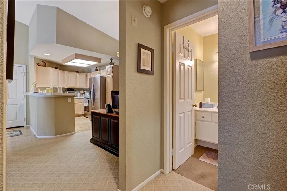 5837 Oak Bend #410 Oak Park, CA 91377
