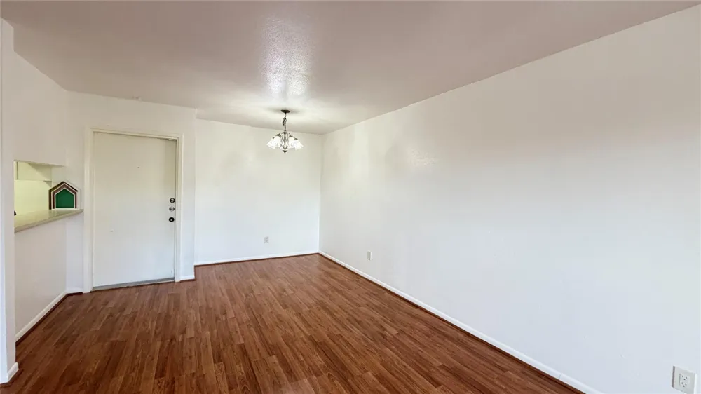 3075 Walnut Bend Lane #36 Houston, TX 77042