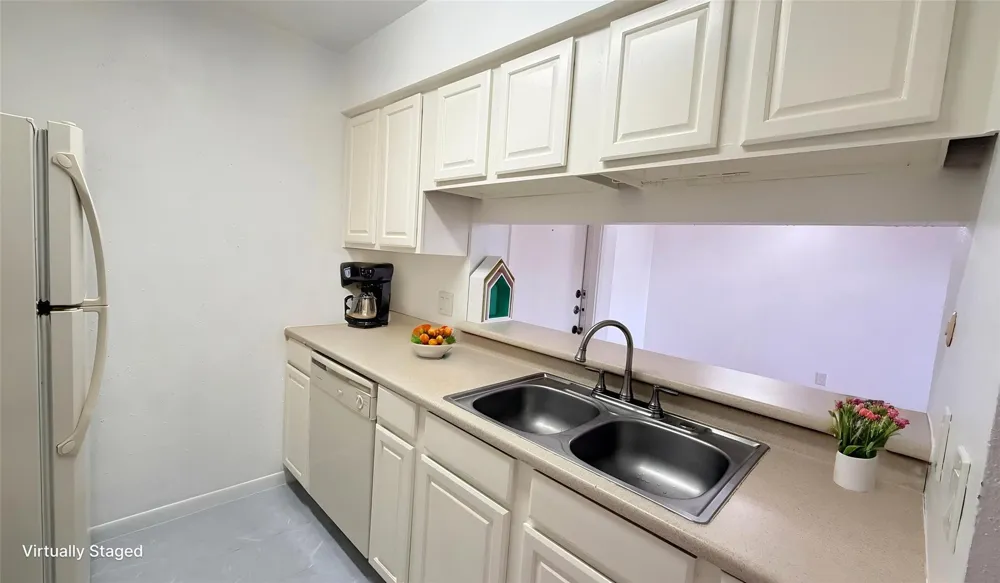 3075 Walnut Bend Lane #36 Houston, TX 77042