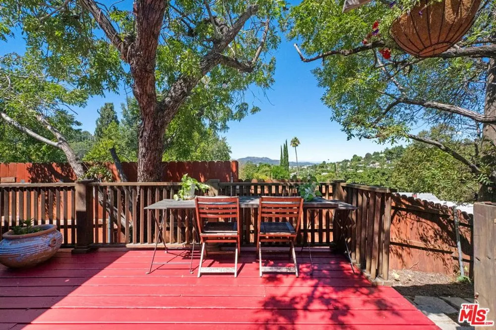 1812 Wollam Street Los Angeles, CA 90065