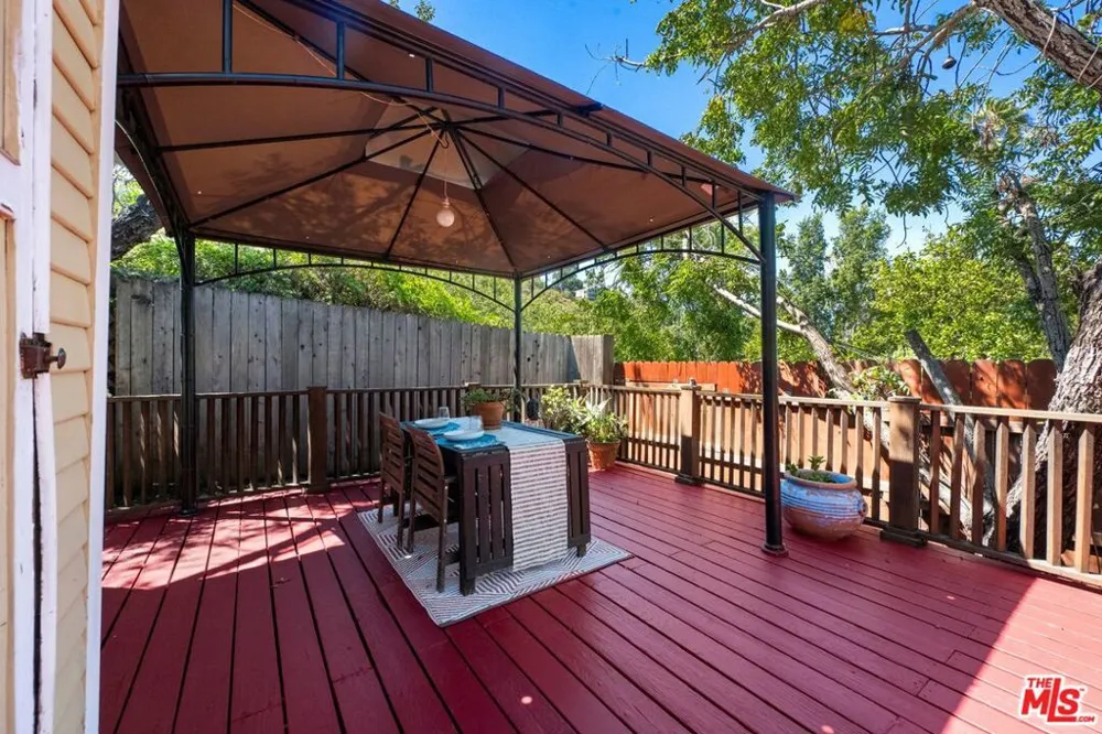 1812 Wollam Street Los Angeles, CA 90065