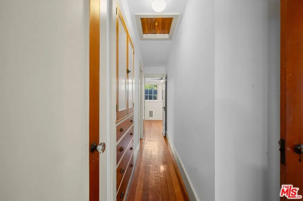1812 Wollam Street Los Angeles, CA 90065
