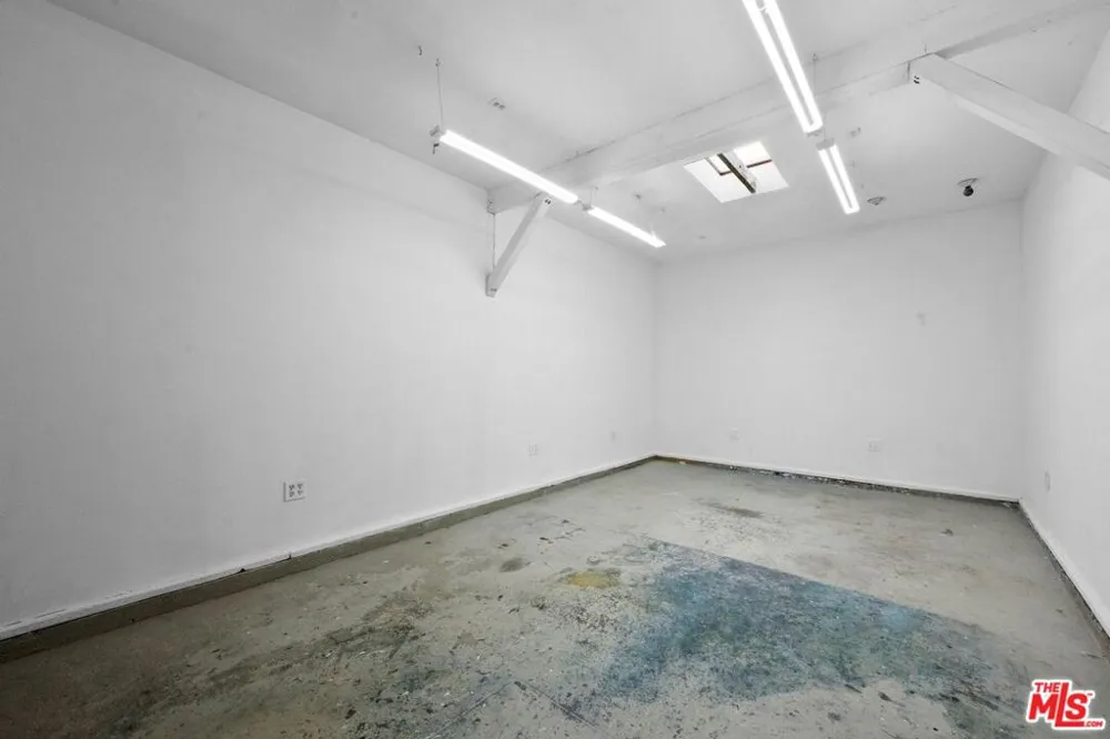 1812 Wollam Street Los Angeles, CA 90065