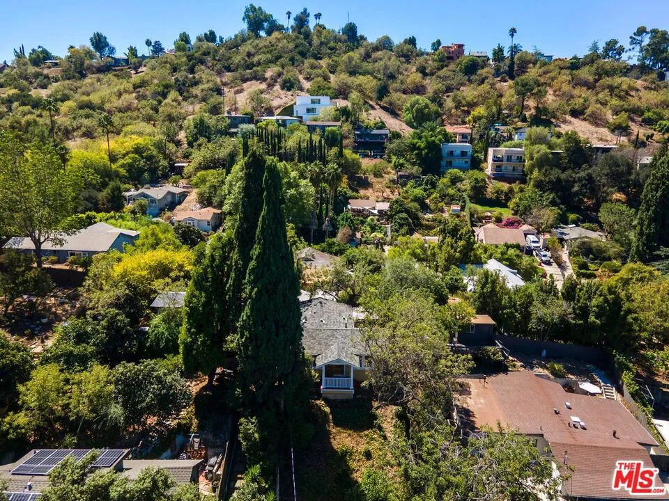 1812 Wollam Street Los Angeles, CA 90065