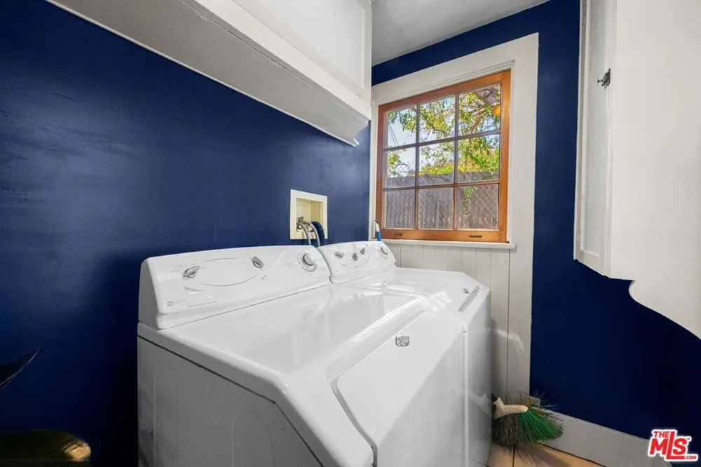 1812 Wollam Street Los Angeles, CA 90065