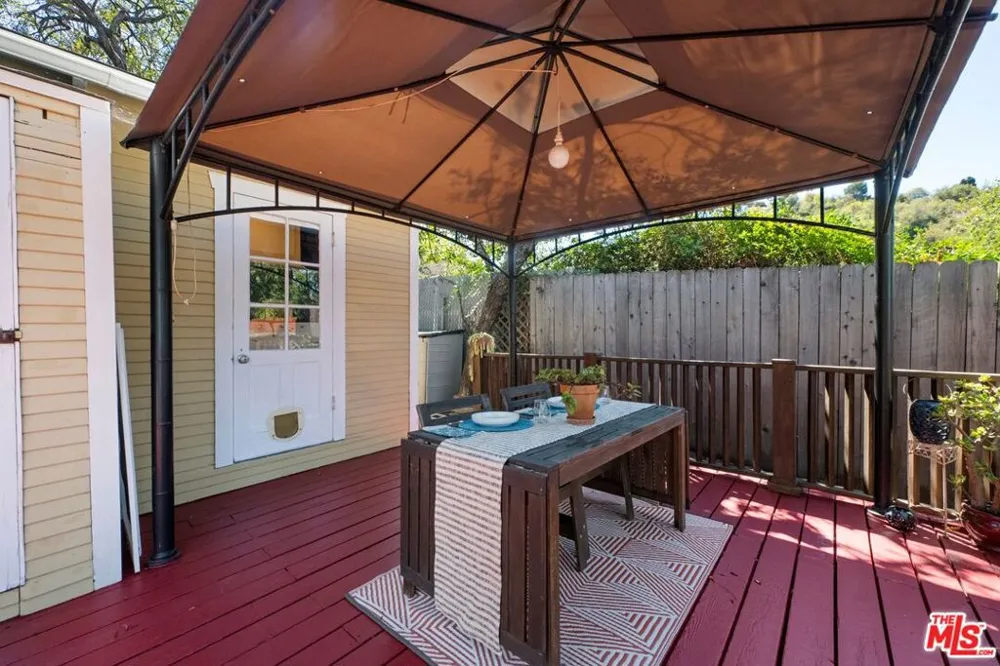 1812 Wollam Street Los Angeles, CA 90065