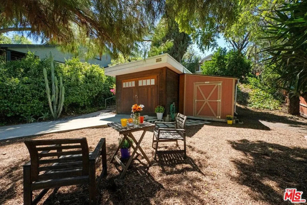 1812 Wollam Street Los Angeles, CA 90065