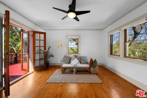 1812 Wollam Street