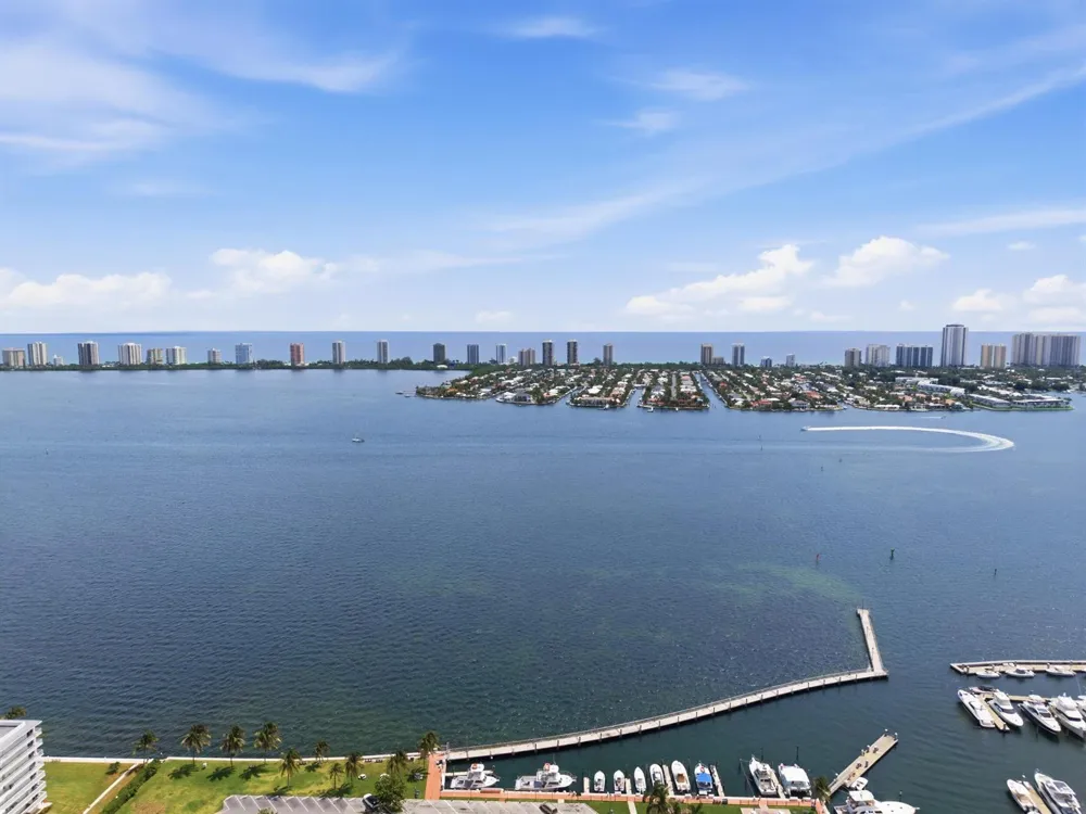 220 Lake Shore Drive #1407 Lake Park, FL 33403