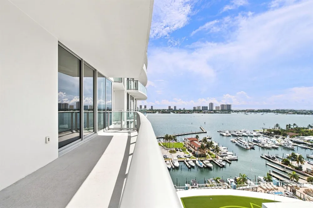 220 Lake Shore Drive #1407 Lake Park, FL 33403