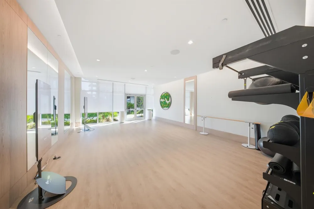 220 Lake Shore Drive #1407 Lake Park, FL 33403