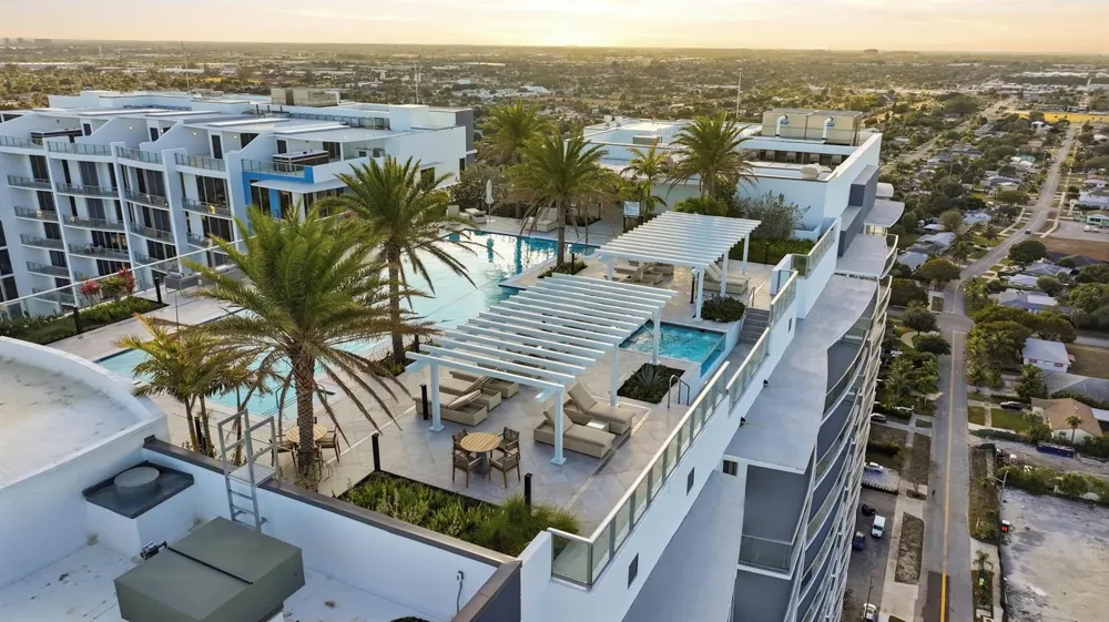220 Lake Shore Drive #1407 Lake Park, FL 33403