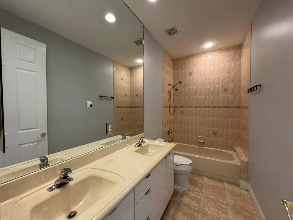 11165 Whitehawk Street Plantation, FL 33324