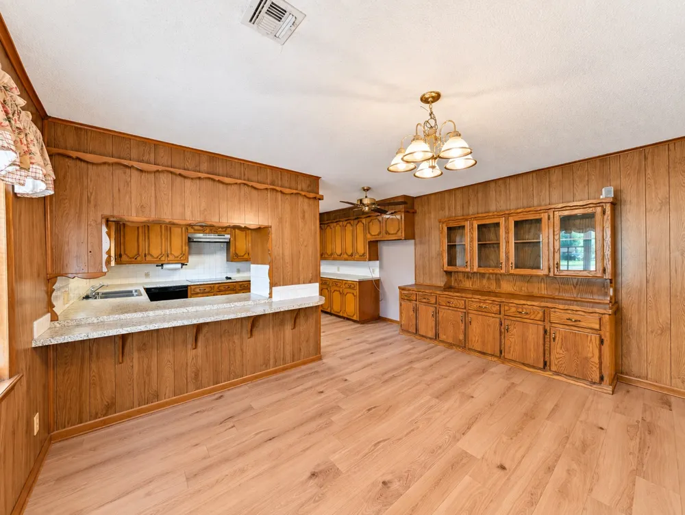 28897 E 141st Street S Coweta, OK 74429