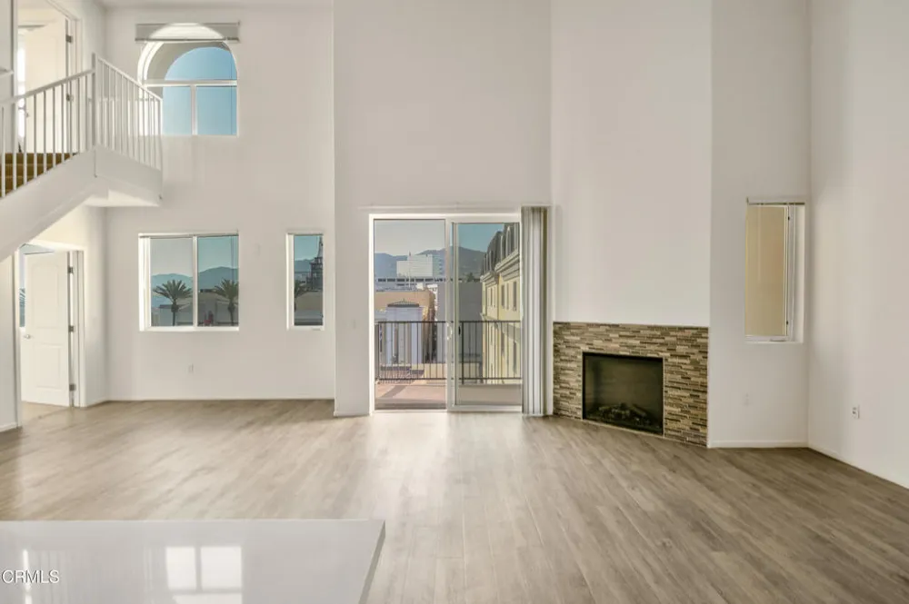 124 W Colorado Street #504 Glendale, CA 91204