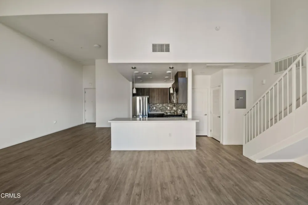 124 W Colorado Street #504 Glendale, CA 91204