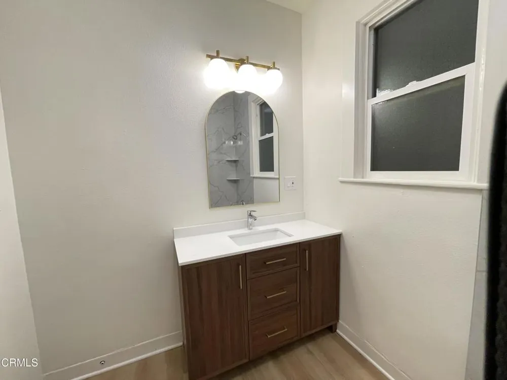 715 Encino Place Santa Paula, CA 93060