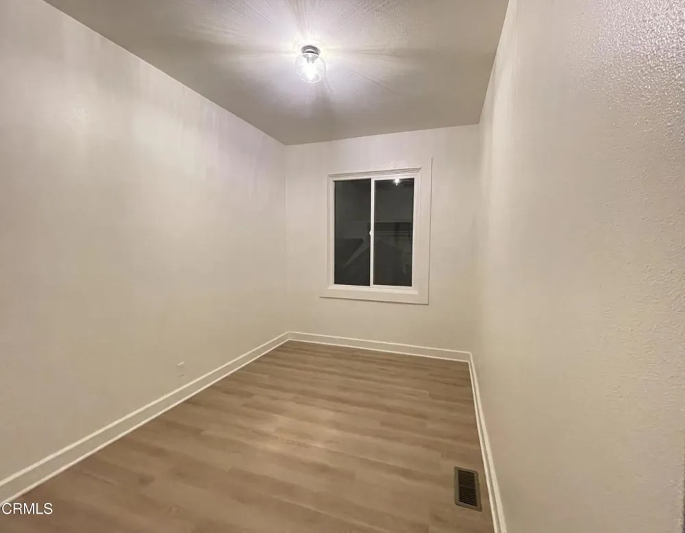 715 Encino Place Santa Paula, CA 93060