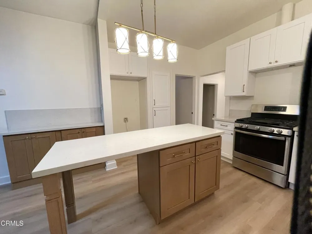 715 Encino Place Santa Paula, CA 93060