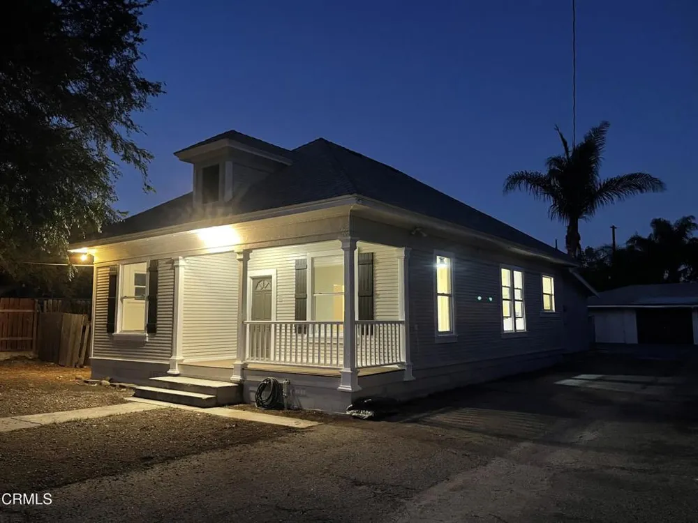 715 Encino Place Santa Paula, CA 93060